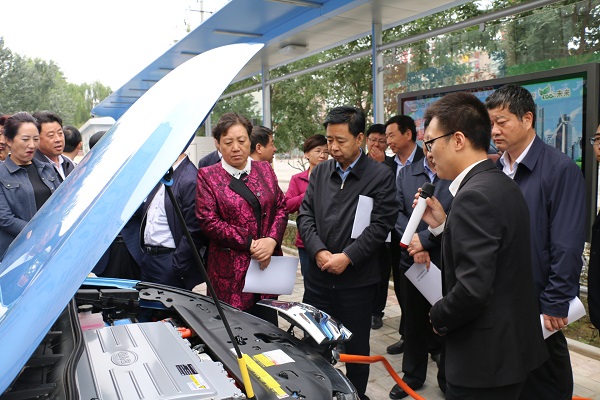 市委副書記、市長王奮彥帶隊(duì)觀摩督查公司項(xiàng)目建設(shè)工作(圖2)